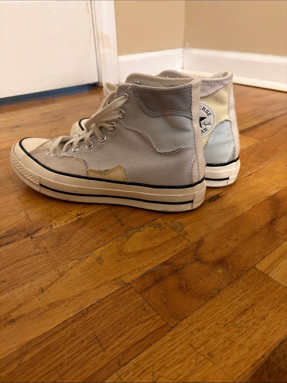 Converse High Top Sneakers in Light Gray and Off-White - Picture 3 of 3
